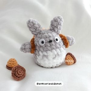 Totoro crochet pattern acorn bag Totoro Crochet Pattern, Ghibli Crochet, Acorn Bag, Totoro Crochet, Totoro Pattern, Crochet Totoro, Sakura Branch, Ghibli Totoro, Baby Corn