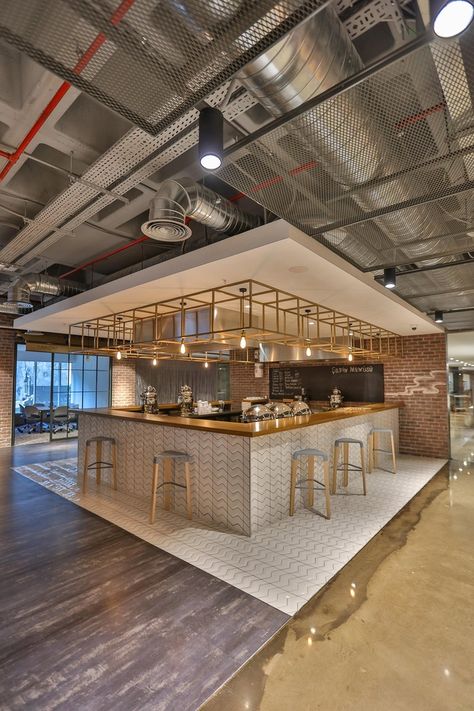 Vodafone Office, Restaurants In Dubai, Cafeteria Design, Bar Counter Design, Industrial Office Design, Bar Interior Design, Kiosk Design, Coffee Shops Interior, Corporate Interiors