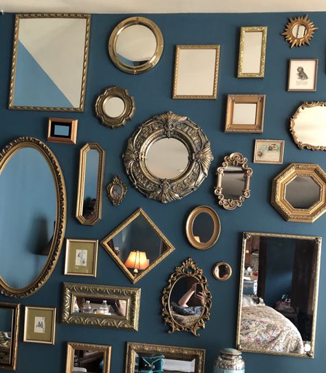 Wall Decor With Mirrors, Mirror Collage Wall, Paint A Mirror Frame, Decor With Mirrors, Paint A Mirror, Boho Chic Wall Decor, Gold Frame Gallery Wall, Gold Gallery Wall, Eclectic Mirrors