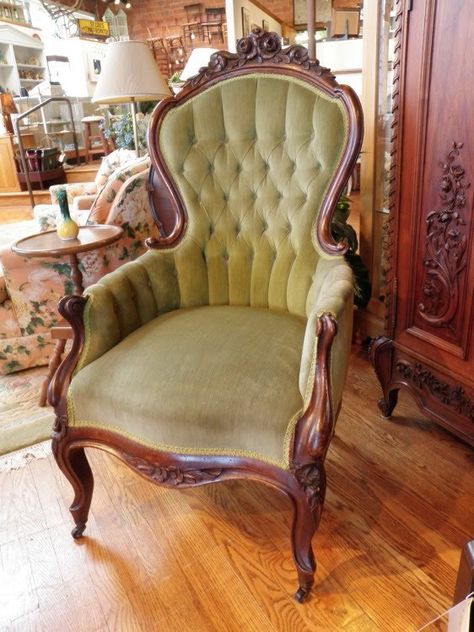 Vintage Velvet Chair, Vintage Chairs Victorian, Victorian Furniture Antique, Victorian Style Chair, Home Ideas Kitchen, Grey Desk Chair, Victorian Armchair, Fancy Chair, Home Drawing