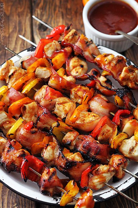 These saucy kabobs are so easy to make and loaded with flavor - they'll be the hit at your next backyard BBQ! Bbq Bacon Chicken, Grilled Kabobs, Bbq Kabobs, Honey Barbecue, Bacon Chicken, Bbq Skewers, Bbq Bacon, Kabob Recipes, Skewer Recipes