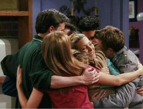 I need at least one of these hugs daily! Friends Best Moments, Friends Scenes, Friends Episodes, Friends Poster, Friends Cast, Ross Geller, Friends Tv Series, Friends Moments, Friends Series