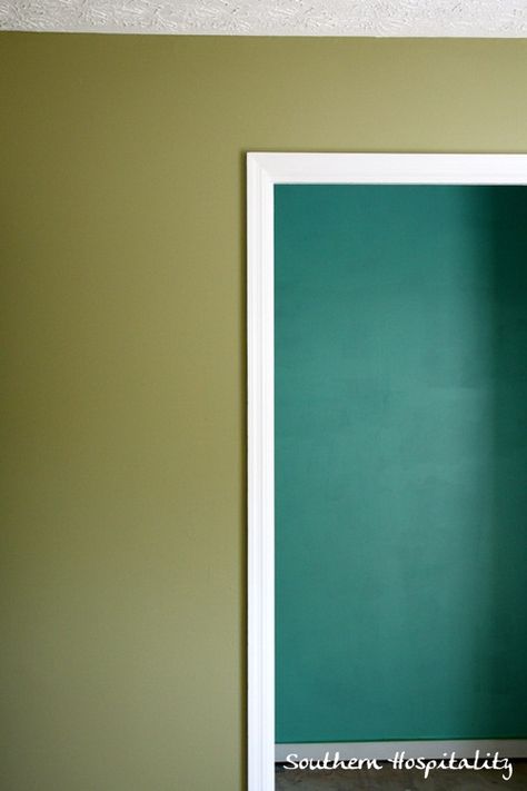 Color inside closet: Larchmere by Sherwin-Williams.  This would look great in dining room. Teal Green Interior, Group Presentation, Turquoise Bedroom, Office Wall Colors, Turquoise Color Scheme, Office Green, Modern Bathroom Renovations, Bedroom Turquoise, Inside Closet