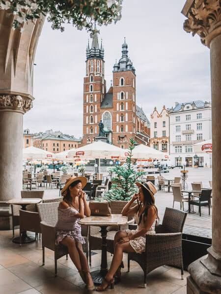 Krakow Travel, Poland Krakow, Poland Culture, Travel Poland, Traveling Aesthetic, E Ticket, Visit Poland, Most Instagrammable Places, Poland Travel