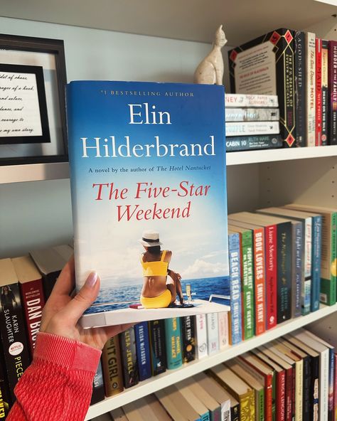 The Five Star Weekend by Elin Hilderbrand 5 / 5 ⭐️ In “The Five Star Weekend” by Elin Hilderbrand, we’re taken on a heartfelt journey through the twists and turns of life, where relationships evolve, and friendships endure. This book shares similarities with Emily Henry’s “The Happy Place,” as it explores how life’s challenges can strain relationships and the importance of open communication. At the center of the story is Hollis, a devoted mom who puts her own dreams on hold to support h... Elin Hilderbrand Aesthetic, Five Star Weekend, The Five Star Weekend Book, People We Meet On Vacation Book, Holding Up The Universe Book, Every Soul A Star Book, Books About Stars, Books Like Fault In Our Stars, Elin Hilderbrand