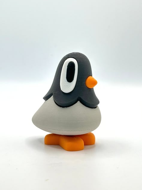 The Blob Pigeon is a charming and clever addition to any toy collection. This little pigeon features a magnetic foot for secure perching and a secret note compartment, perfect for keeping your messages safe. With its unique design and playful features, the Blob Pigeon is an art toy that stands out in any display. *Magnetic foot for secure perching *Secret note compartment *Charming and unique design *Perfect for collectors and art toy enthusiasts 🐦 Art Toys Design Ideas, Character Sculpture, Le Pigeon, Clay Pigeon, Clay Pigeons, Art Toys Design, Clay Keychain, Vinyl Art Toys, Toy Sculpture