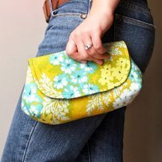 Clutch Purse Pattern, Diy Clutch Purse, Clutch Sewing, Clutch Bag Pattern, Clutch Tutorial, Clutch Pattern, Handbag Sewing Patterns, Purse Sewing Patterns, Fold Over Clutch