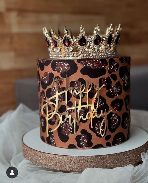 Lepord Print Birthday Party, Leopard Print Party Theme, Leopard Cake Birthday, Leopard Print Cakes Ideas, Cheetah Birthday Party Ideas, Cheetah Print Birthday Cake, Leopard Birthday Party Ideas, Animal Print Birthday Cake, 23 Birthday Aesthetic