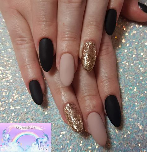 Black Gold Neutral Nails, Black Tan And Gold Nails, Matte Black With Gold Nails, Black Nails Wedding Guest, Black Nude Gold Nails, Black Gold And Nude Nails, Black And Gold Dip Powder Nails, Black With Rose Gold Nails, Nails For Black And Gold Dress