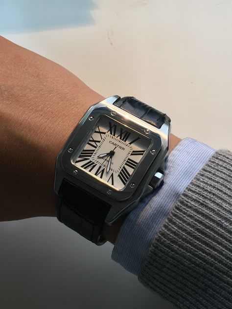 Cartier Santos 100 Xl, Aesthetic Watch, Style Of Men, Gold Pendants For Men, Cartier Santos 100, Pendants For Men, Jewelry Cartier, Stylish Watches Men, Suit Man