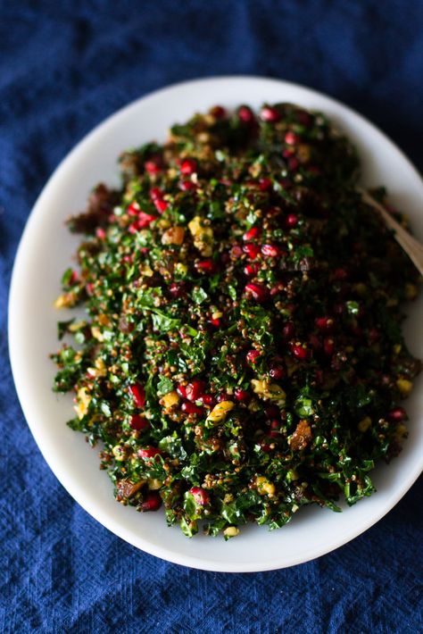 Kale Tabbouleh with Pomegranate and Quinoa Kale Tabouli Salad, Kosher Recipes, Supper Recipes, Jewish Recipes, Vegan Salad, Dinner Recipes For Kids, Holiday Cooking, Passover, Healthy Dinner Recipes Easy