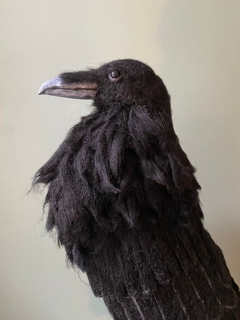 Needle Felted Raven, Crow Sculpture, Raven Sculpture, Cottagecore Halloween, Unique Halloween Decorations, Clay Birds, Crow Art, Early Photos, Black Raven