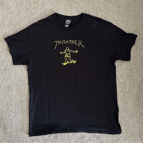 Thrasher Magazine T-Shirt Mens Fits, Thrasher Magazine, Black Streetwear, Skateboarding, Black Tshirt, Shirt Shop, Men's T Shirt, Mens Accessories, Magazine