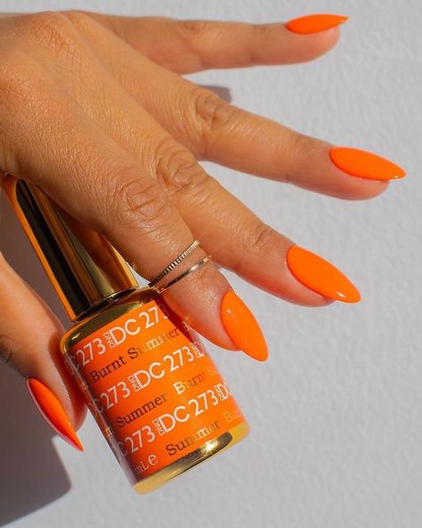 Orange Nails Dnd, Orange Almond Acrylic Nails, Daisy Nail Designs, Nice Hands, Bright Orange Nails, Girly Essentials, Neon Orange Nails, Nail Laquer, Neon Nail Polish