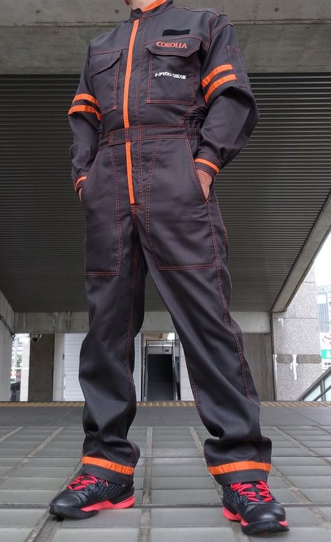 Engineer Overalls Outfit, Mechanic Clothes Men, Futuristic Construction Worker, Engineering Clothes Style, Mechanic Jumpsuit Mens, Mechanic Outfit Aesthetic, Cyberpunk Overalls, Mechanic Aesthetic Outfit Men, Engineering Outfits Men