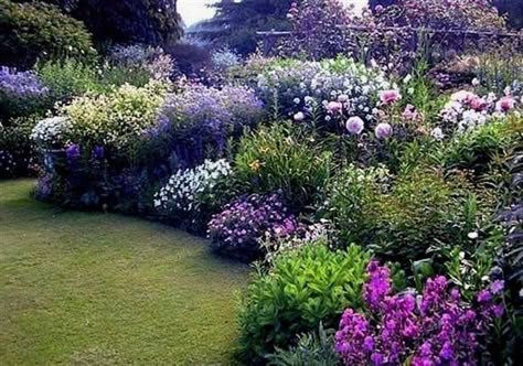 English Flower Garden, Country Garden Design, Cottage Garden Design, Garden Arbor, Garden Wallpaper, Purple Garden, English Cottage Garden, English Country Gardens, Have Inspiration