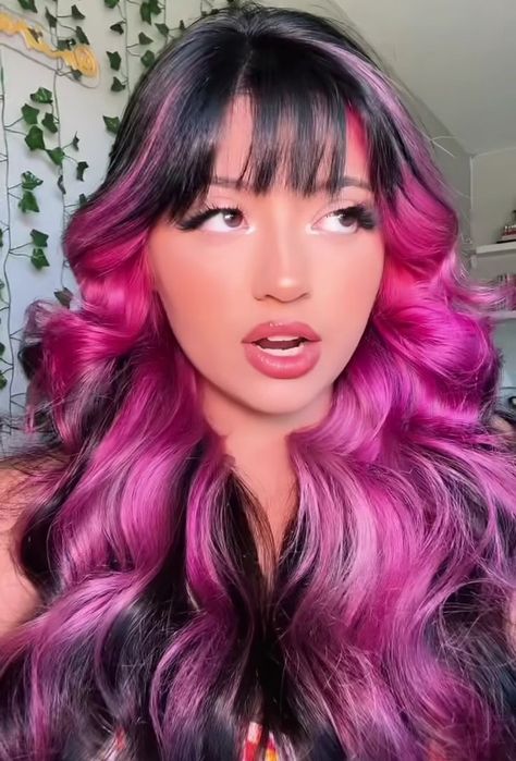 Hairstyle Ideas For Short Hair, Gemini Hair, Pink And Black Hair, Ideas For Short Hair, Purple Hair, Pink And Black, Hairstyle Ideas, Pink Hair, Black Hair