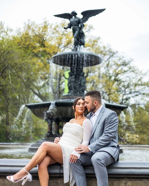 If you want to feel like you’re in another part of the world during your engagement photo shoot…I think the most iconic place to utilize is Central Park. Especially the 3 Arches area and Bethesda Fountain. Hair Stylist: @beautybybolusi_ #nycengagementphotography #nycengagementphotographer #2025brides #2025bride #newlyengagedcouple #engagementshoots #engagementphotoshoot #engagementportraits #engagementshootideas Fountain Couple Pictures, Engagement Photos Fountain, Central Park Engagement Shoot, Engagement Photos Park, Bethesda Fountain, Wedding Shot List, Engagement Photography Poses, Couple Engagement Pictures, Engagement Photo Shoot