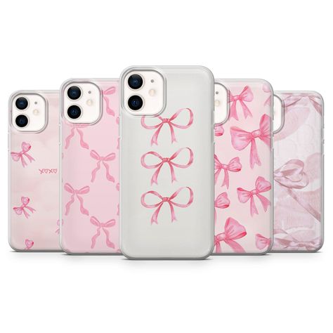 By choosing this girly ribbon phone case with pink bow design, you are picking high-quality coquette iPhone case with elegant print and wonderful ability to protect Your mobile phone! All of our phone cases are durable & lightweight while offering a permanent printed design. To install the case just simply snap on to the phone and away you go. All of our cases have full access to all function ports and jacks that are needed for everyday use. ☆ SHIPPING INFORMATION ☆ Production time 1 business day UK: 4-7 Business Days EU: 7-10 Business Days GER: 3-5 Business Days Canada: 7-12 Business Days US: 7-12 Business Days Australia: 5-15 Business Days ✅ Made from Quality Soft TPU GEL ✅ Crystal Clear Print ✅ Print Finish is Matte ✅Direct UV Print onto a 1mm Glitter Gel Phone Case ✅ Design Printed Onl Pink Bow Phone Case, Samsung Pink Phone, Aesthetic Iphone 11 Case, Preppy Phone Case, Girly Christmas Gifts, Phone Case Iphone 11, Phone Case Pink, School Bag Essentials, Girly Phone Cases