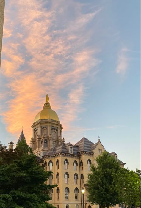 University Of Notre Dame Aesthetic, Notre Dame University Aesthetic, Sinful King, Notre Dame Aesthetic, College Mindset, Notre Dame Wallpaper, Notre Dame Campus, Notre Dame Indiana, Noter Dame