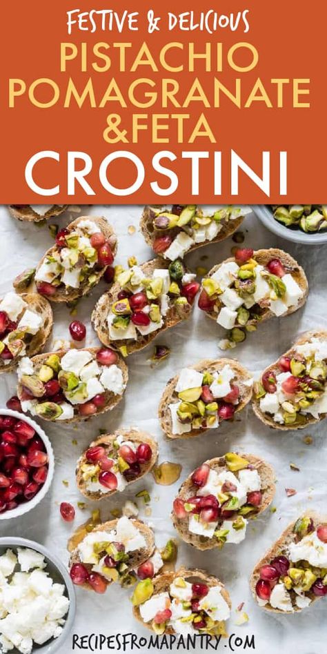 Pomegranate Appetizer, Christmas Crostini, Pomegranate Crostini, Feta Crostini, Christmas Appetizer Recipes, Christmas Dessert Menu, Appetizer Christmas, Christmas Menus, Easy Potluck Recipes