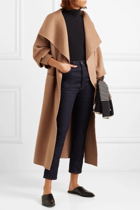 Trip Style, Camel Coat Outfit, How To Look Expensive, Fall Fashion Coats, Winter Trip, 2019 Style, Wardrobe Wishlist, Expensive Clothes, Professional Style