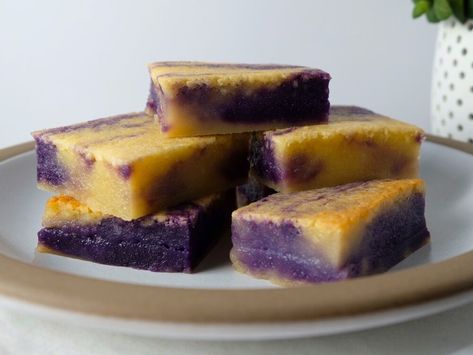 Trader Joe Ube Mochi, Ube Bibingka Recipe, Filipino Ube Dessert, Ube Mochi Cake, Ube Mochi Recipe, Blueberry Mochi, Ube Dessert Recipe, Ube Mochi, Ube Dessert