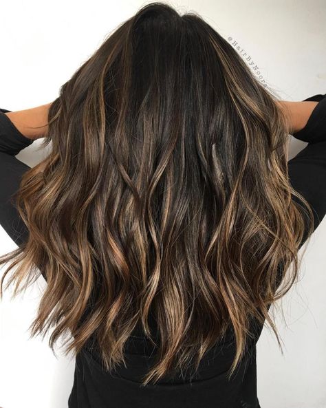 Golden Brown Balayage Hair Dark Brunette Balayage Hair, Auburn Hair Balayage, Chocolate Brown Hair Color Ideas, Balayage Long Hair, Brown Hair Color Ideas, Hairstyle Tips, Color Formulas, Chocolate Brown Hair Color, Brown Ombre Hair