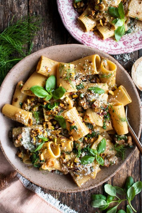 Caramelized Fennel Paccheri with Sausage & Pistachios Caramelized Fennel, Wine Butter Sauce, Spring Pasta Recipes, Fennel Pasta, White Wine Butter Sauce, Winter Pasta, The Original Dish, Shaped Pasta, Fennel Recipes