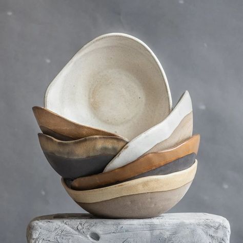 Handmade Ceramic SET of BOWLS, SALAD Bowl, Pasta Bowls, Cereal Bowl, Granola Bowl, Soup, Noodles Minimal Organic Natural Geometric Design - Etsy Art Clay Ideas, Granola Bowl, Ceramic Berry Bowl, Soup Noodles, Rustic Bowls, Pottery Workshop, Organic Lines, Slab Pottery, Pottery Inspo