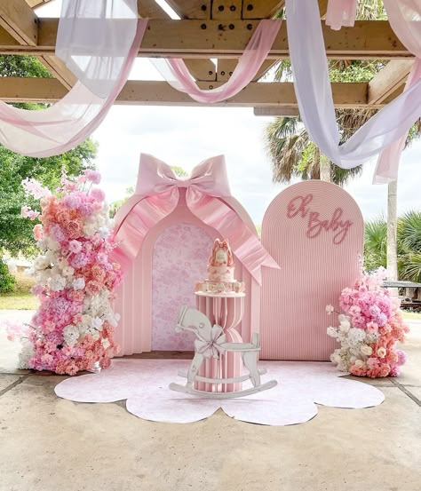 Dreamiest baby shower 🎀🌸💕 #loveshackfancycookies #loveshackfancy #loveshackfancytheme #loveshackfancythemedparty #loveshackfancybabyshower #loveshackfancyparty #loveshackfancybackdrop #loveshackfancybow #bowtheme #bow #floralbabyshower #bowbackdrop #largebow #pinkbow #pinkbowtheme Pink Themed Baby Shower Ideas, Pink Baby Shower Ideas Decorations, Love Shack Fancy Baby Shower Theme, Cute Boy Baby Shower Themes, Coquette Baby Shower Theme, Baby First Birthday Decorations, Loveshackfancy Party, Floral Baby Shower Ideas, Girly Baby Shower Themes