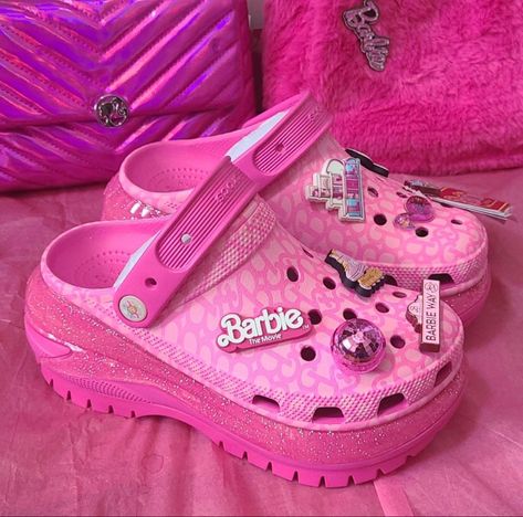 Barbie Crocs, Foot Games, Pink Crocs, Pink High Heels, Pink Barbie, Pink Photo, Fancy Shoes, Shoe Inspo