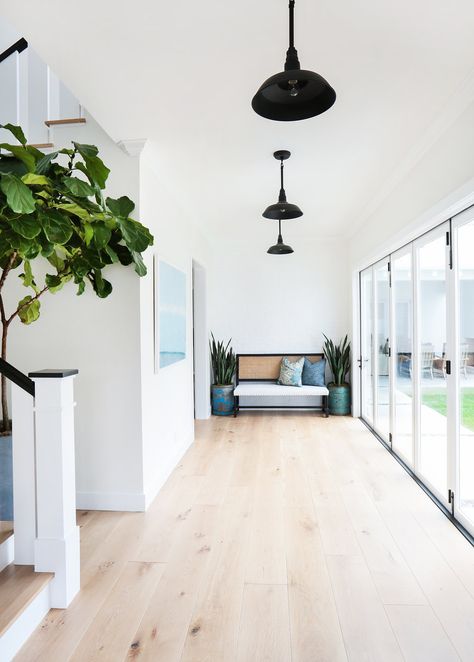 Modern Farmhouse in Newport Beach by Blackband Design + Graystone Custom Builders Light Hardwood, Light Hardwood Floors, Decor Ikea, Light Wood Floors, Modern Farmhouse Design, Wooden Floors, Natural Home Decor, Modern Farmhouse Style, California Homes