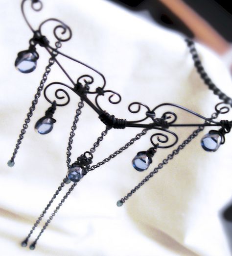 gothica wirework necklace Handmade jewelry Jewllery Ideas, Gothic Jewelry Rings, Gothic Jewelry Diy, Cotton Jewelry, Wire Jewelry Making, Wire Jewelry Tutorial, Goth Jewelry, Diy Wire Jewelry, Wire Work Jewelry