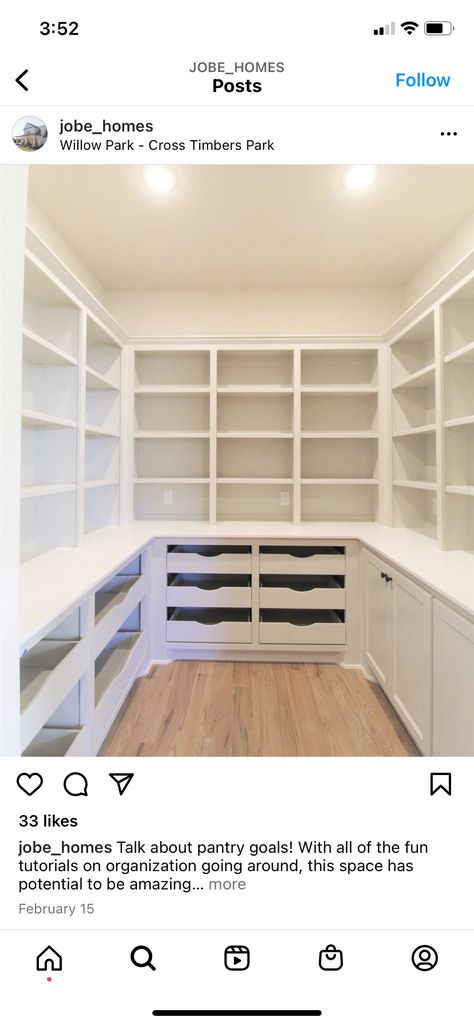 Walkin Pantry Ideas, Dream Pantry Walk In, Walk In Pantry Ideas Layout, Closet Redesign, Walk In Pantry Ideas, Pantry Redo, Pantry Closet Design, Pantry Layout, Kitchen Butlers Pantry