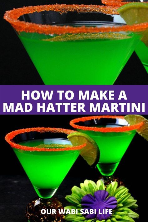 Do you love Alice in Wonderland? Want to have a Alice in Wonderland cocktail party. You need the Mad Hatter Martini to complete the drink list. Mad Hatter Cocktail Party Drinks, Mad Hatter Martini, Alice In Wonderland Party Drinks, Alice In Wonderland Themed Cocktails, Mad Hatter Cocktail Party, Mad Hatter Drink, Alice In Wonderland Drinks Alcohol, Tim Burton Themed Drinks, Alice In Wonderland Shots