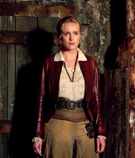 Black Sails Eleanor Guthrie, Black Sails Costumes, Hannah New Black Sails, Black Sails Eleanor, Eleanor Guthrie, Black Sails Starz, Hannah New, Anne Bonny, Pirate Style