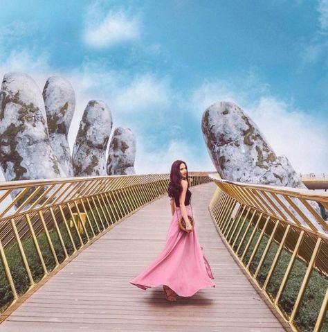 Da Nang Vietnam Outfit, Vietnam Photo Ideas, Ba Na Hills, Romantic Scenery, Vietnam Vacation, Vietnamese Culture, Vietnam Travel Guide, North Vietnam, Gorgeous Scenery