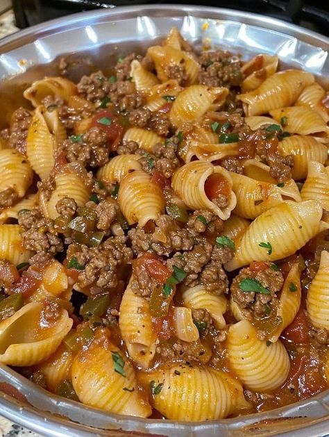 Mexican Pasta Shells, Pasta Shells With Ground Beef, Shells With Ground Beef, Pasta With Ground Beef, Mexican Pasta, Ground Beef Recipe, Martha Stewart Recipes, Spiced Beef, Pasta Shells