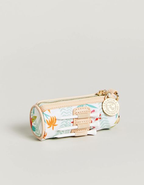 Ball and Tee Pouch LW Queenie Topiary White from Spartina 449 Golf Essentials Women, Cute Golf Accessories, Cute Golf Bags, Womens Golf Bag, Golf Bags For Women, Golf Ball Bag, Cute Golf Outfit, Golf Girl, Trendy Golf