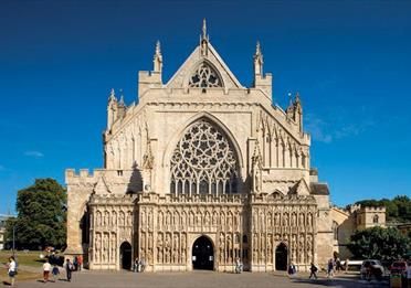 Cathedral Facade, Exeter England, Exeter Cathedral, Worcester Cathedral, Exeter City, Exeter Devon, Cat Attack, Cathedral Architecture, White Building