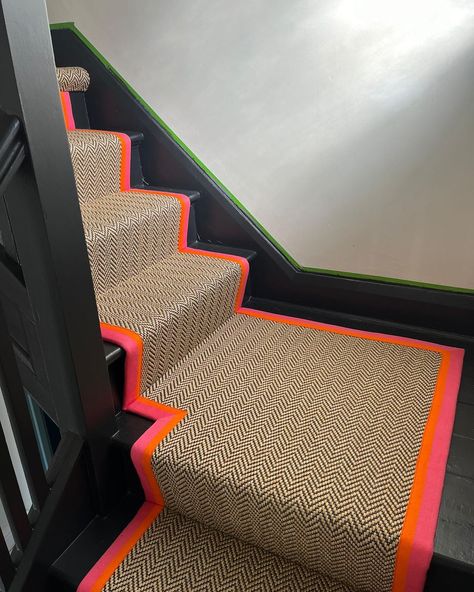 What a show stopper! Our amazing customers beautiful double stairs case looks stunning finished with Carpet Edging UK’s Easy care herringbone in colour cork which has the look of sisal but without any of the headache of cleaning. The runners are edged with our bold vibrant Dell tape. This is the original Dell tape, sadly copied but never bettered! Lloyd as always has done an amazing job on the install. @elizabethharriscakes Carpet- @carpetedginguk Tape- @honorajohnbinding Install- @... Carpet Runner On Stairs With Landing, Colourful Stair Runner, Mustard Stair Runner, Stair Runner Pink Edging, Stair Runner Dunelm, Leopard Stairs Carpet Runner, Stair Landing, Loft Decor, Painted Stairs