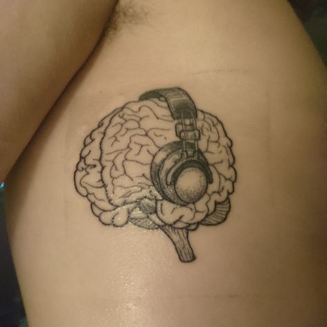 Skeleton With Headphones Tattoo, Boywithuke Tattoo, Headset Tattoo, Skull With Headphones Tattoo, Producer Tattoo, Singer Tattoo Ideas, Brain Tattoo Ideas, Broadway Tattoos, Headphones Tattoo