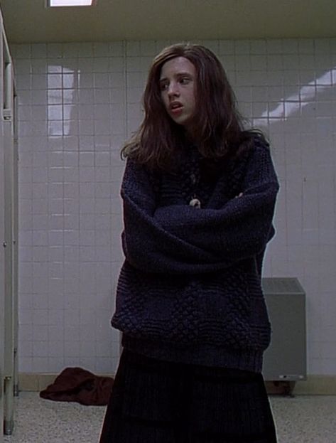 Ginger Snaps Movie, Emily Perkins, Katharine Isabelle, Children Of The Corn, Bonham Carter, Movies Outfit, Ginger Snaps, Horror Films, Film Movie