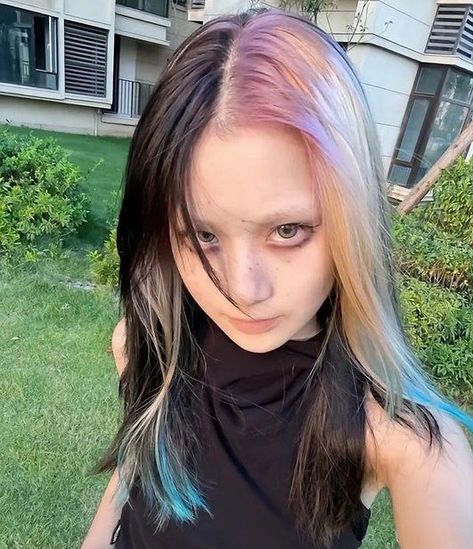 2000s Dyed Hair, Hime Cut, Hair Print, Mint Hair, Dyed Hair Inspiration, Happy Hair, Dye My Hair, Hair Reference, Hair Inspo Color