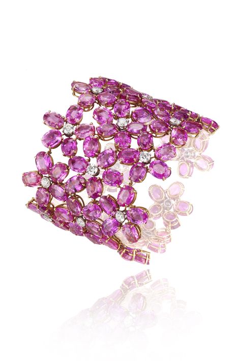 Pink Sapphire Blooms. Chopard pink sapphire and diamond bracelet. Features 282 carats of pink sapphires as flower heads and 25 brilliant cut diamonds as pistils. Pink Sapphire Jewelry, Haute Jewelry, Sapphire Bracelet, I Love Jewelry, Sapphire Jewelry, Gorgeous Jewelry, Dream Jewelry, Diamond Bracelets, Pretty Jewellery