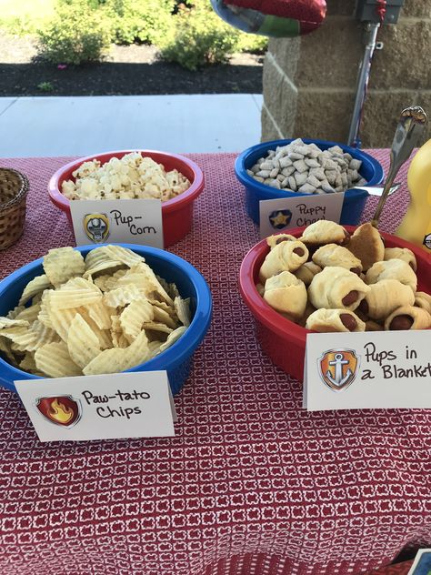 Paw Patrol birthday snacks Paw Patrol Birthday Snacks Food Ideas, Paw Patrol Snack Table, Paw Patrol Appetizers, Paw Patrol Charcuterie Board, Paw Patrol Birthday Snacks, Paw Patrol Snacks For Party, Paw Patrol Birthday Treats, Paw Patrol Breakfast, Paw Patrol Party Snacks