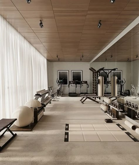 Luxury Home Gym, Dream Home Gym, Gym Design Interior, House Gym, Gym Room At Home, Gym Interior, Home Gym Decor, Fitness Room, Home Gym Design