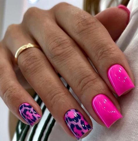 Uñas Ideas, Short Gel Nails, Sassy Nails, Hot Pink Nails, Leopard Print Nails, Manicure Inspiration, Minimal Nails, Leopard Nails, Simple Nail Art Designs