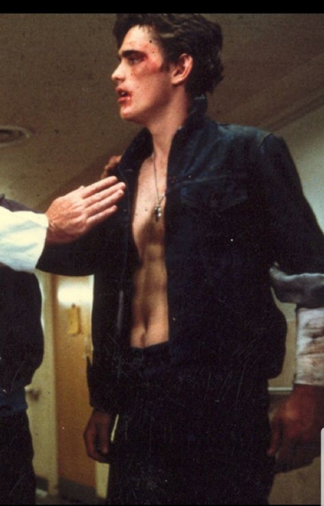 Matt Dillon The Outsiders, Dally Winston, Young Matt Dillon, Outsiders Greasers, The Outsiders Cast, 80s Actors, The Outsiders Greasers, Dallas Winston, 90s Actors